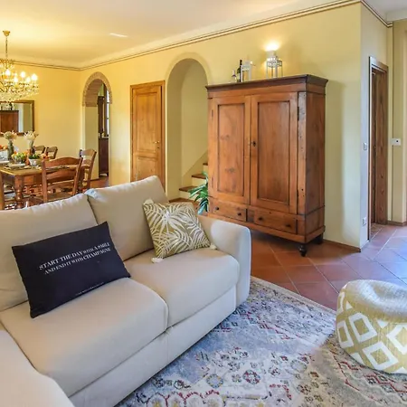 Gorgeous In With Kitchen