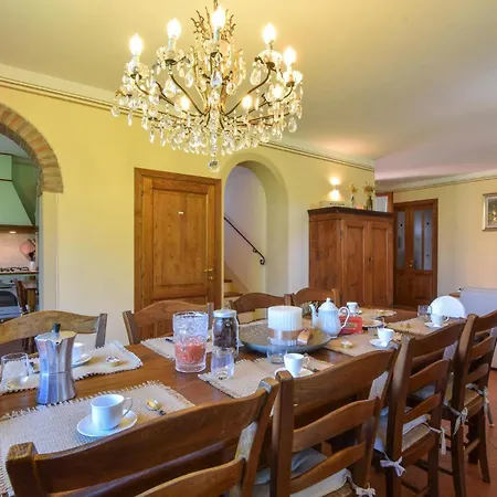 Gorgeous In With Kitchen Holiday home *