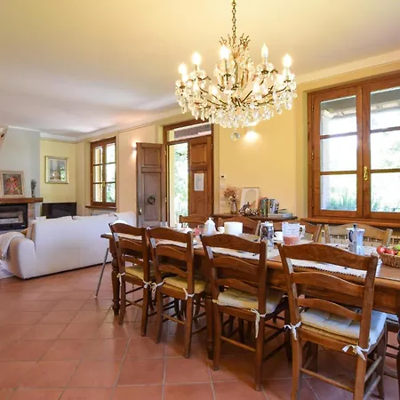 Gorgeous In With Kitchen