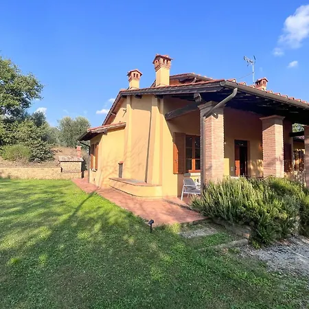 Gorgeous In With Kitchen Holiday home